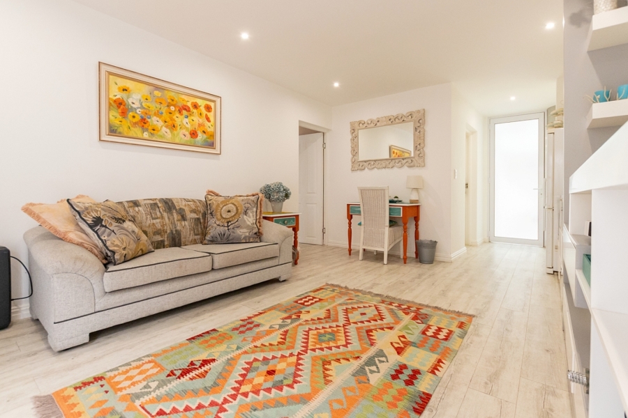 4 Bedroom Property for Sale in Paradise Beach Western Cape